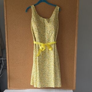Yellow Floral Fit & Flare R&K Dress V‑Neck Ribbon Waist Summer Cottagecore 16P
